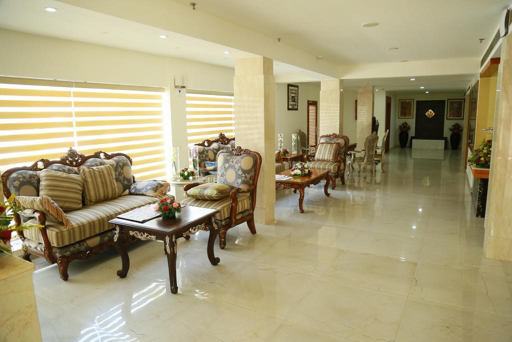 Hill Palace Hotel & Spa Kochi Zewnętrze zdjęcie