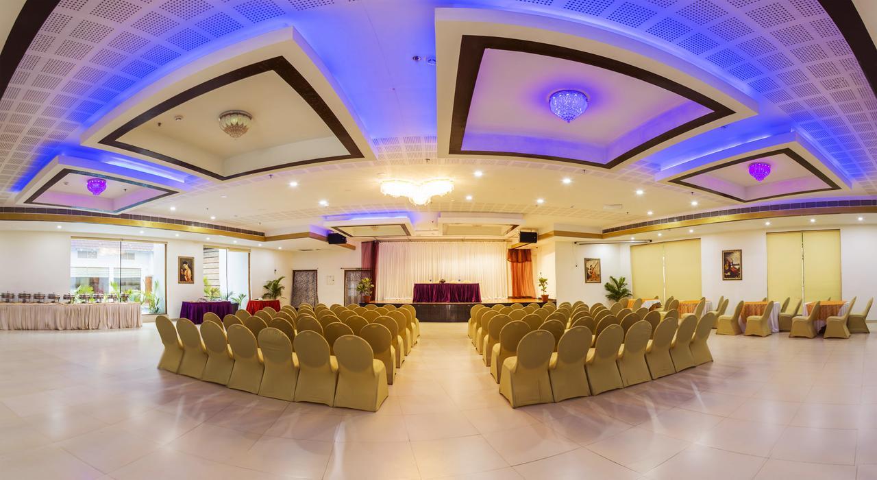 Hill Palace Hotel & Spa Kochi Zewnętrze zdjęcie