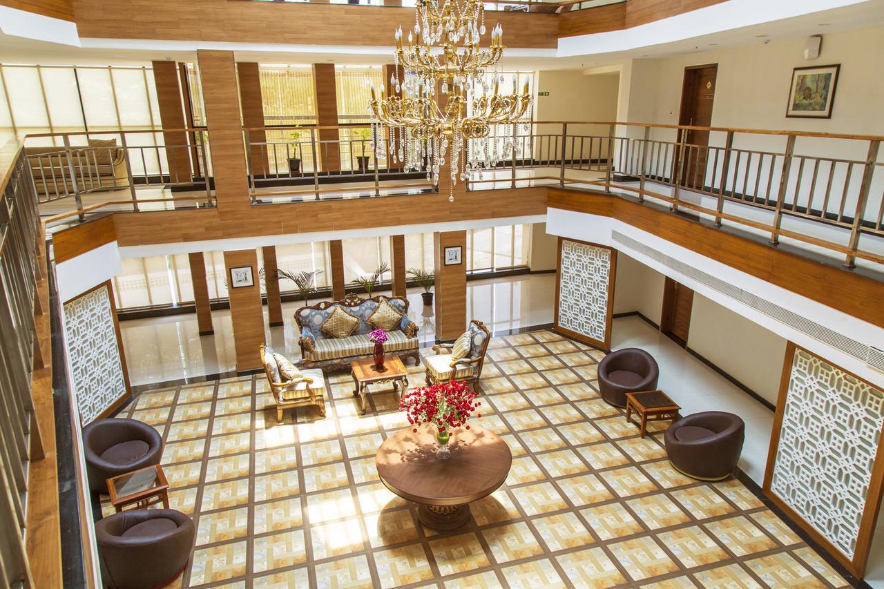 Hill Palace Hotel & Spa Kochi Zewnętrze zdjęcie