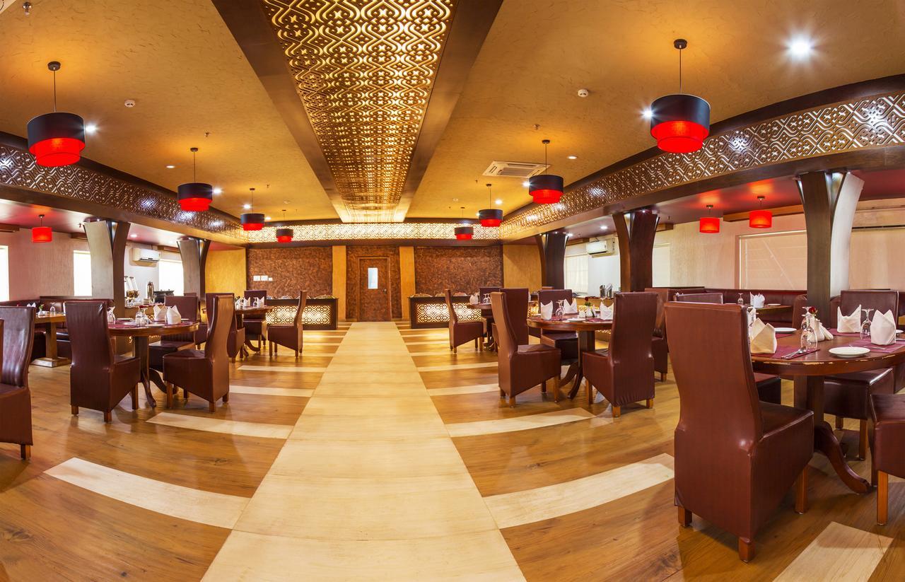 Hill Palace Hotel & Spa Kochi Zewnętrze zdjęcie